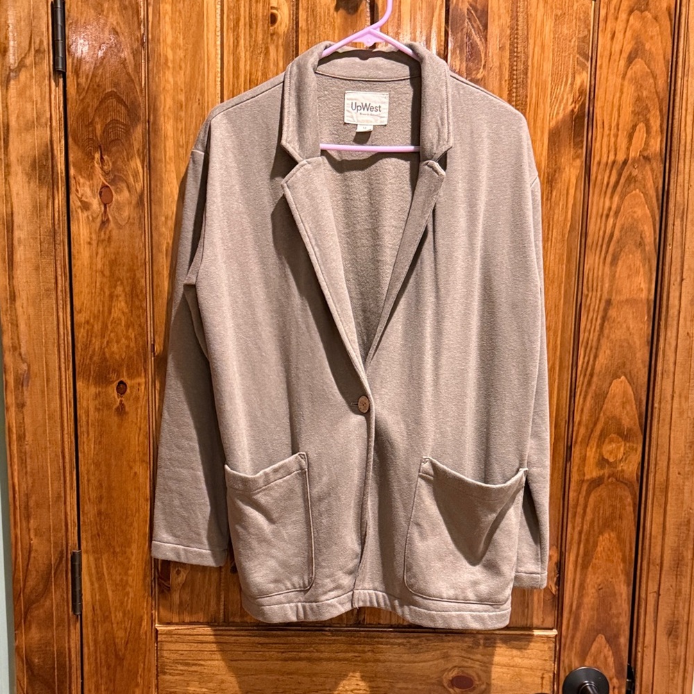 UpWest Women's light olive Blazer